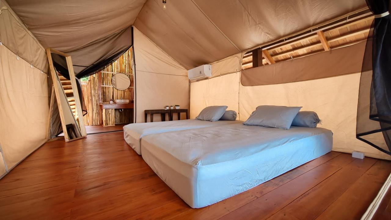 Lihaga Island & Club Luxury tent